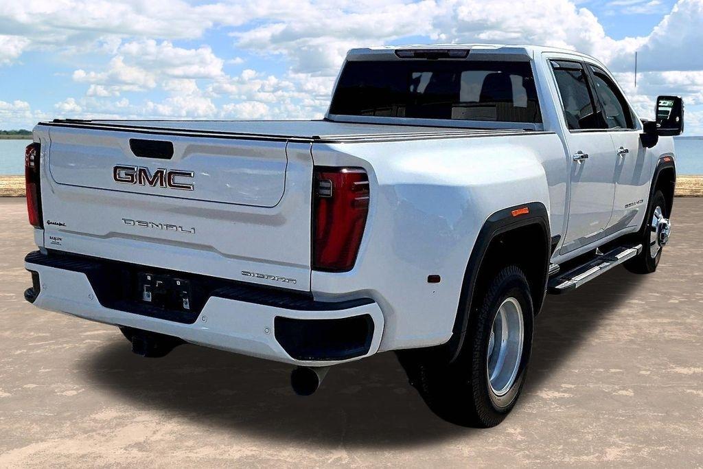 GMC Sierra 3500HD Denali Crew Cab 4WD 2024