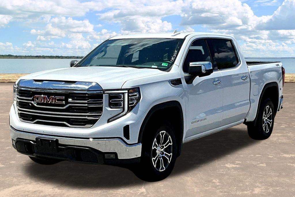 GMC Sierra 1500 SLT Crew Cab 4WD 2025