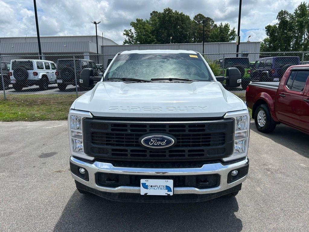 Ford F-250 SD XL Crew Cab 4WD 2024