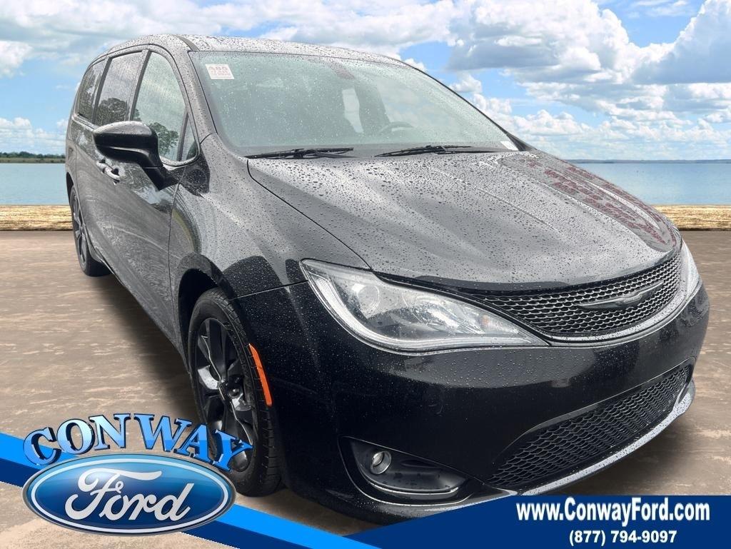 Chrysler Pacifica Touring Plus 2020