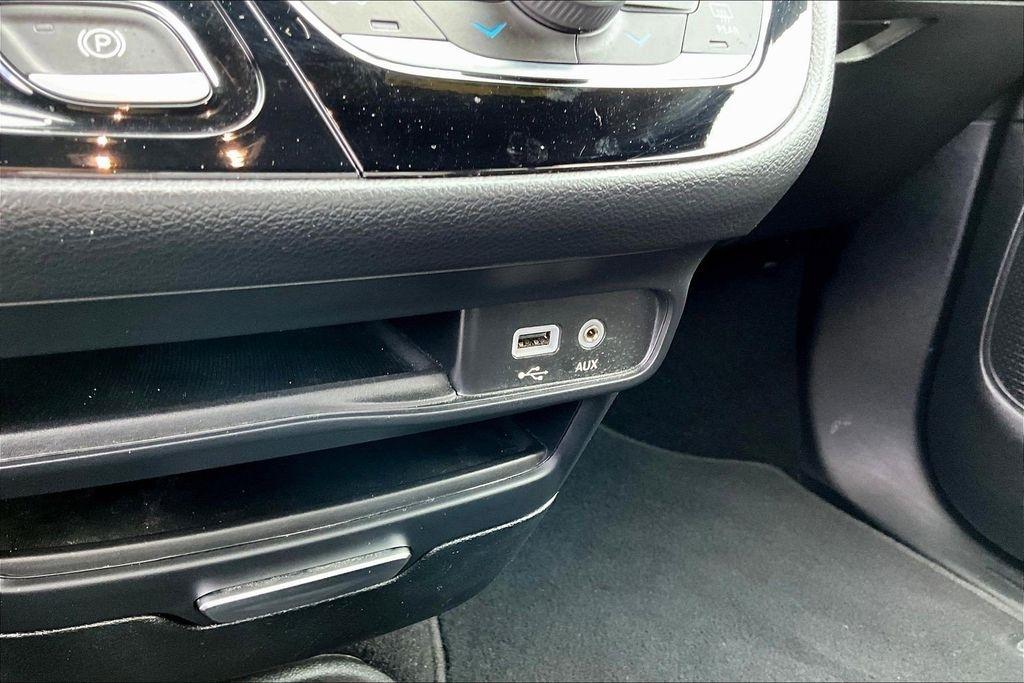 Chrysler Pacifica Touring Plus 2020