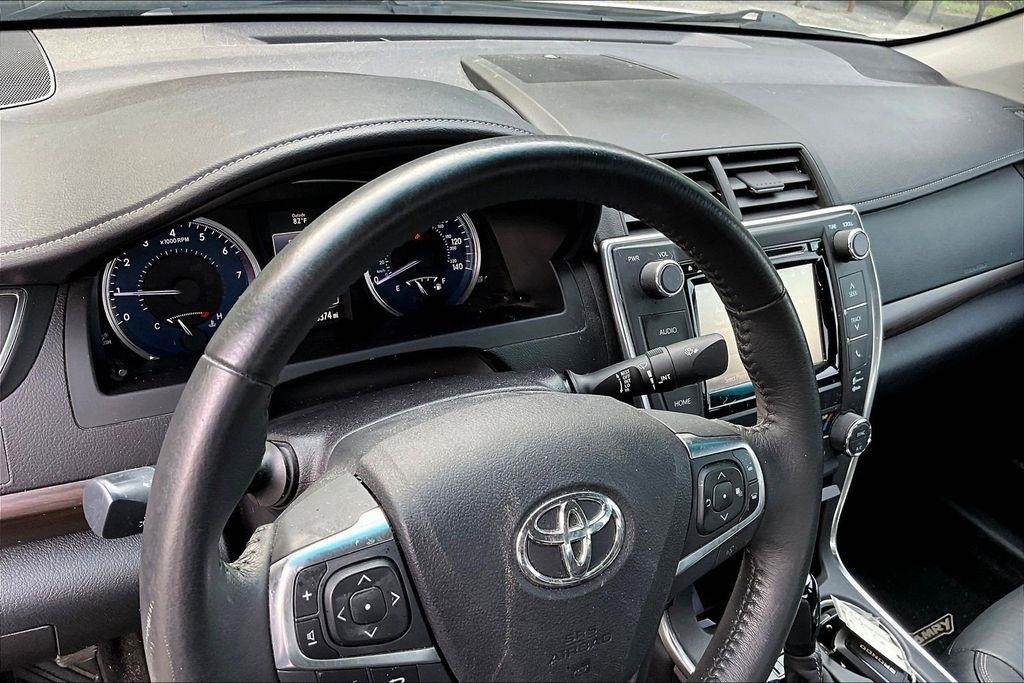 Toyota Camry XLE 2017