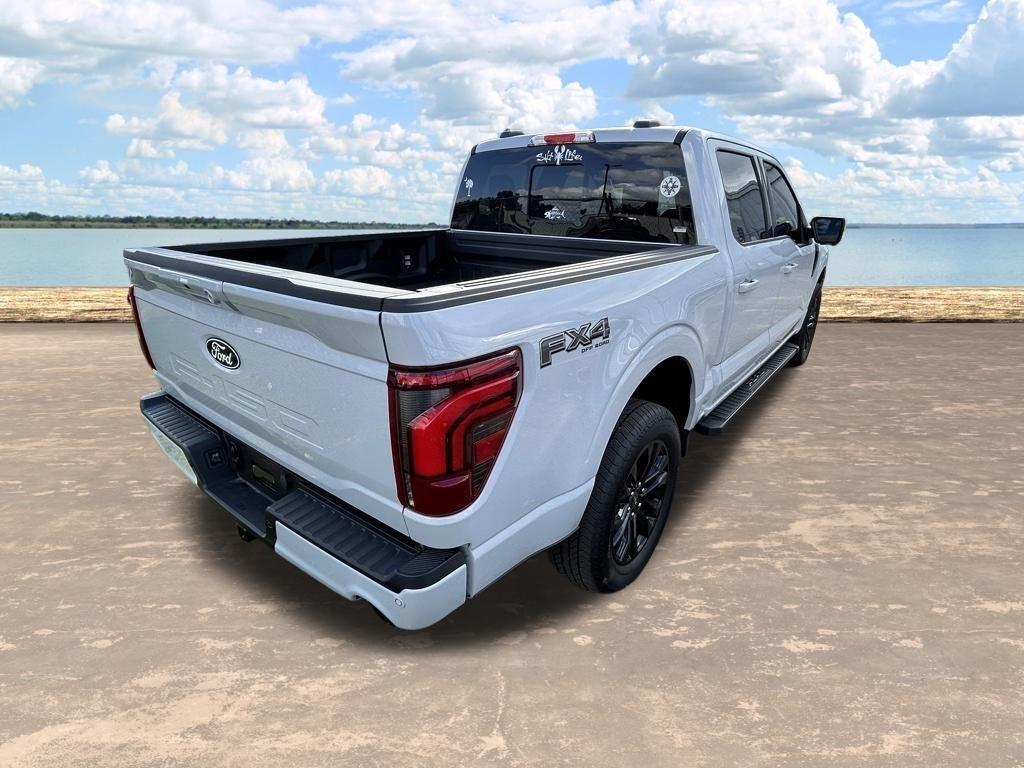Ford F-150 Lariat SuperCrew 4WD 2025