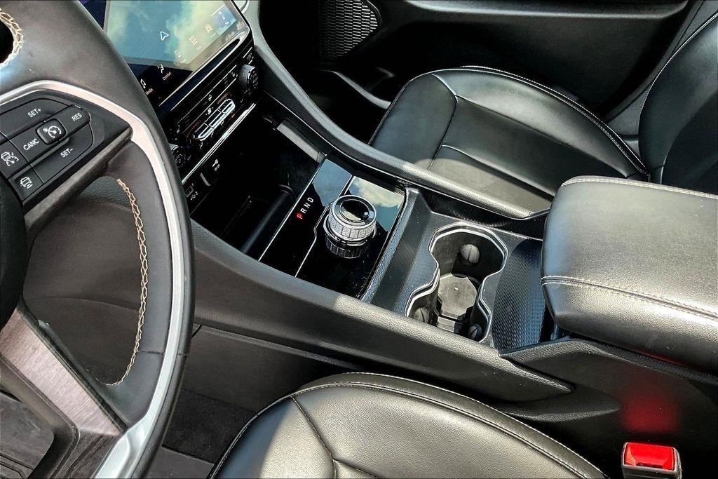 Jeep Grand Cherokee Limited 2WD 2025