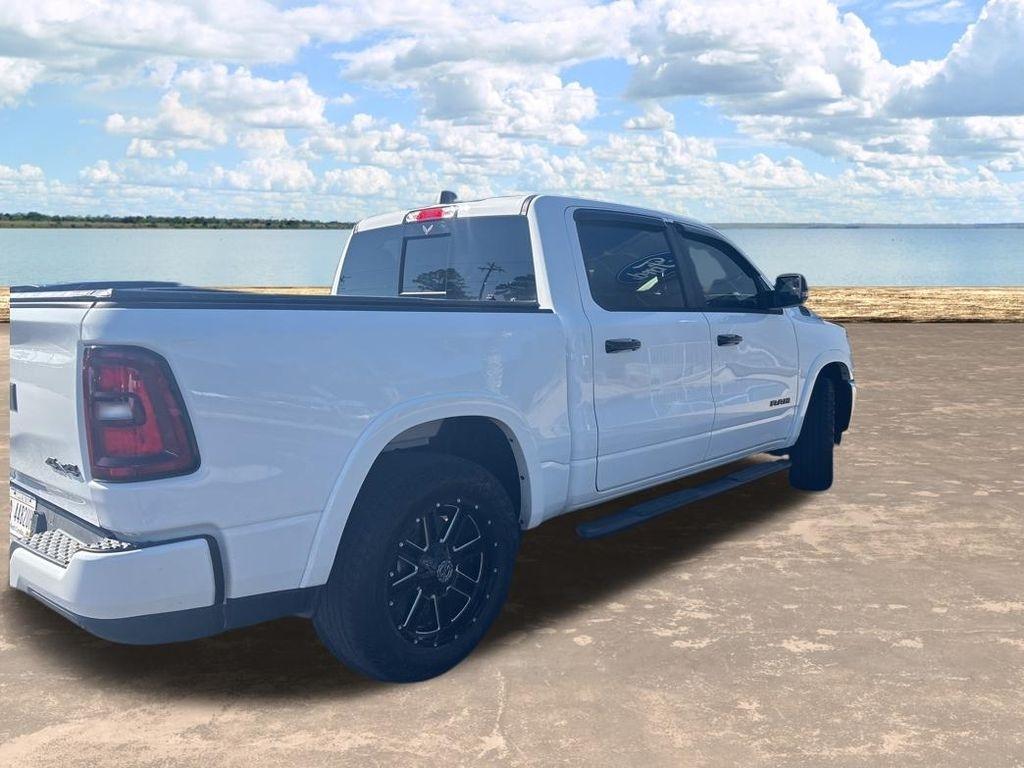 RAM 1500 Big Horn Crew Cab SWB 4WD 2025