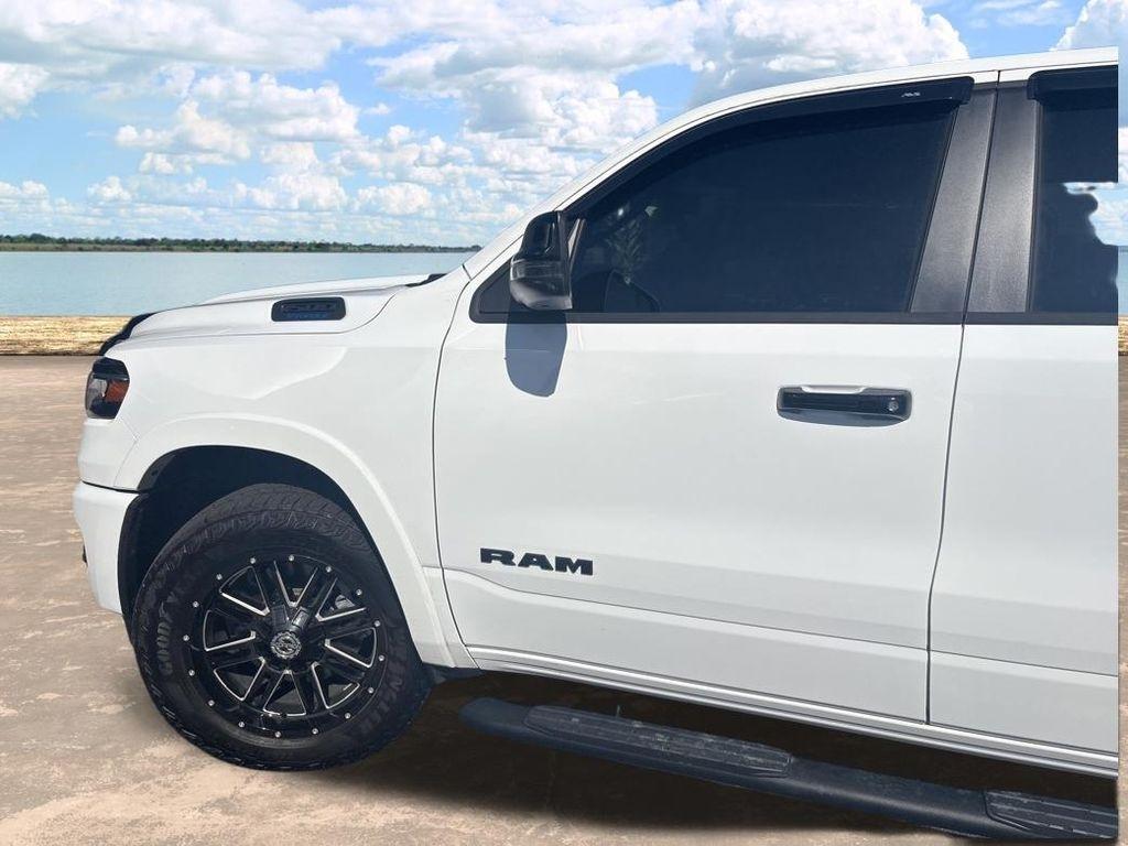 RAM 1500 Big Horn Crew Cab SWB 4WD 2025