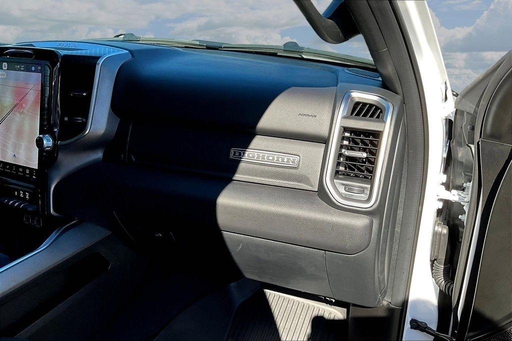 RAM 1500 Big Horn Crew Cab SWB 4WD 2025