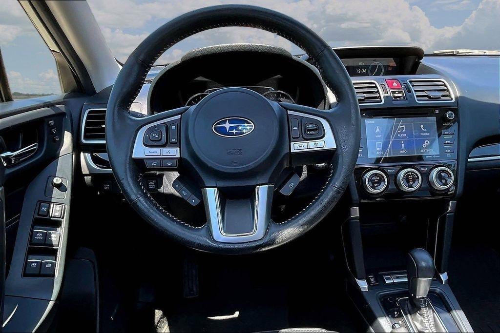 Subaru Forester 2.5i Touring 2017