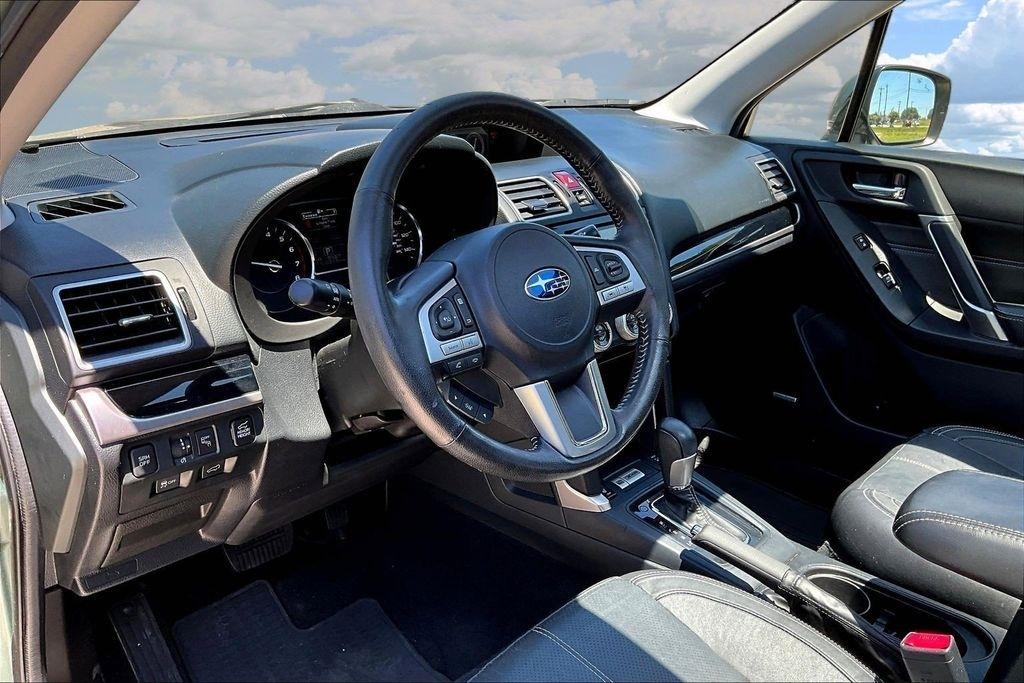 Subaru Forester 2.5i Touring 2017