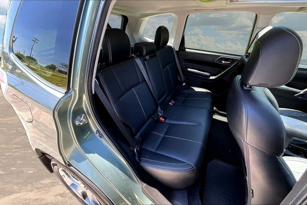 Subaru Forester 2.5i Touring 2017