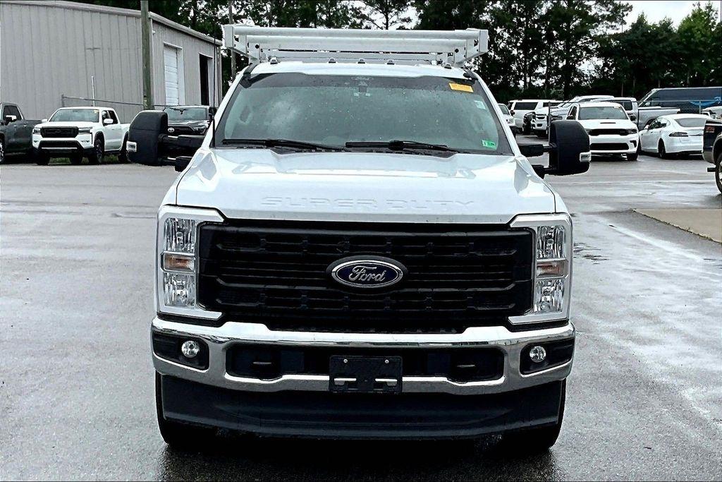 Ford F-250 SD XL Crew Cab 4WD 2024