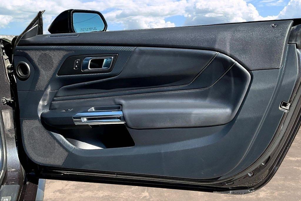 Ford Mustang EcoBoost Premium Coupe 2024
