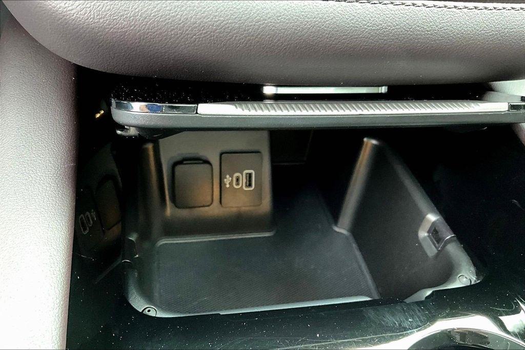 Ford Explorer Platinum 2025