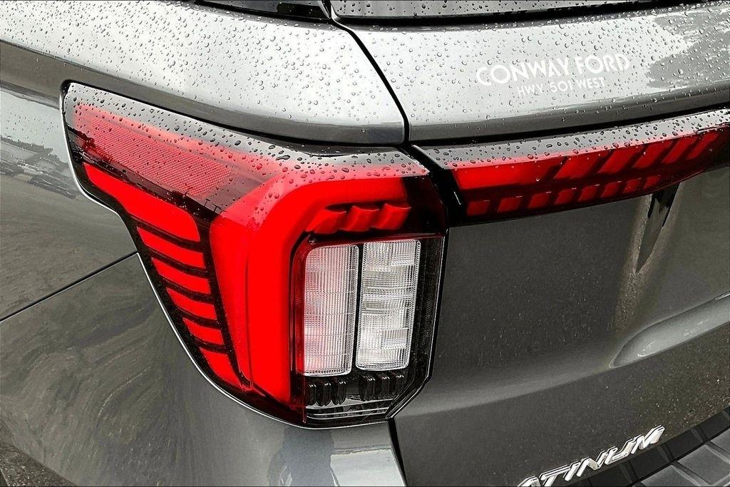 Ford Explorer Platinum 2025