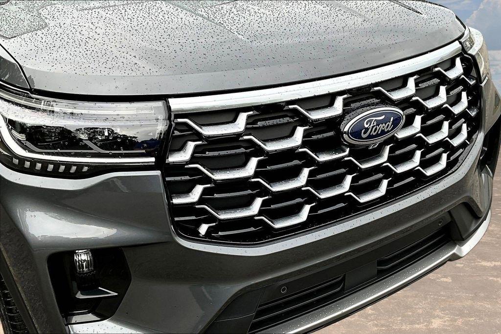 Ford Explorer Platinum 2025