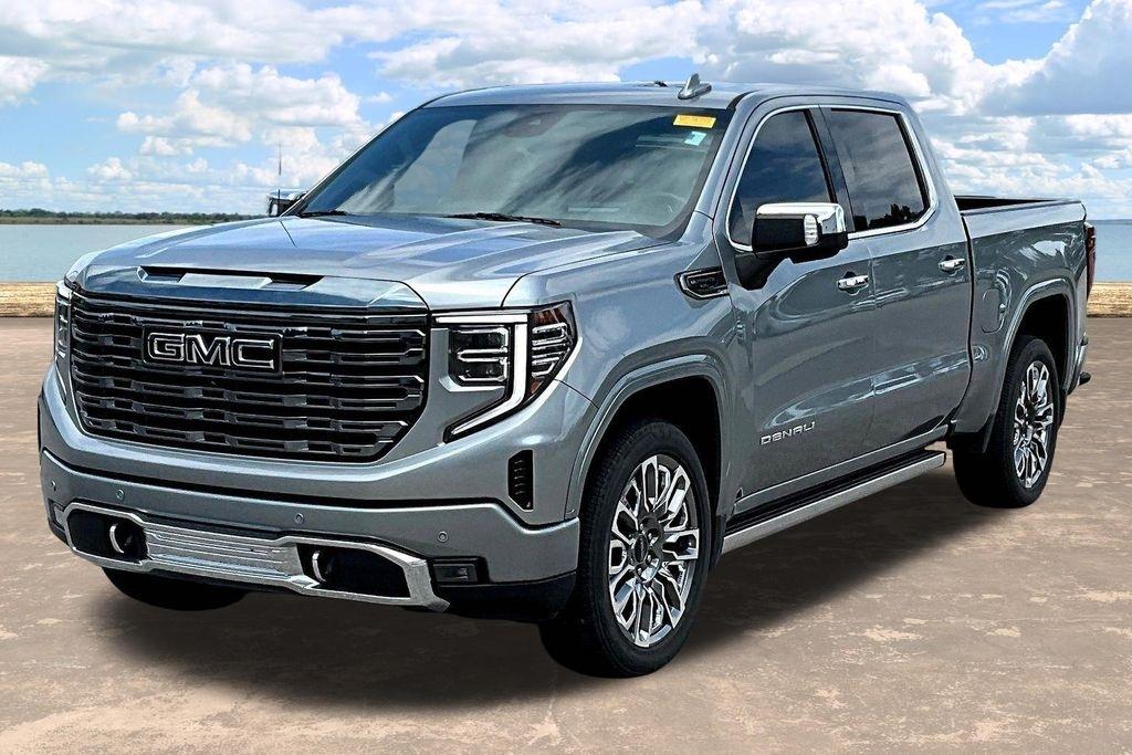 GMC Sierra 1500 Denali Ultimate Crew Cab 4WD 2023