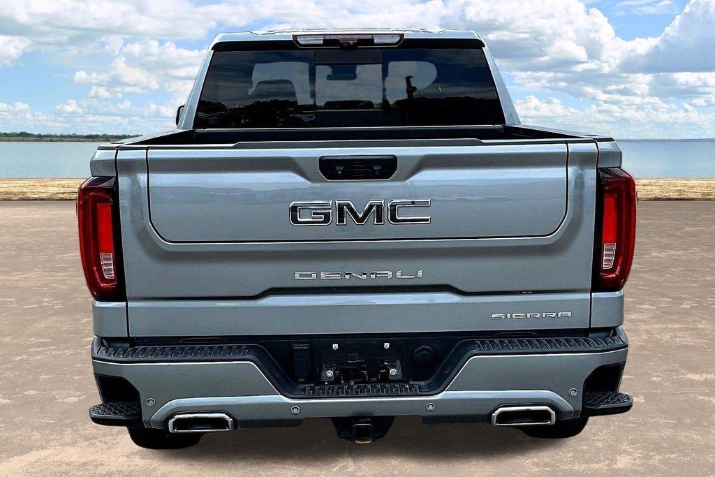 GMC Sierra 1500 Denali Ultimate Crew Cab 4WD 2023