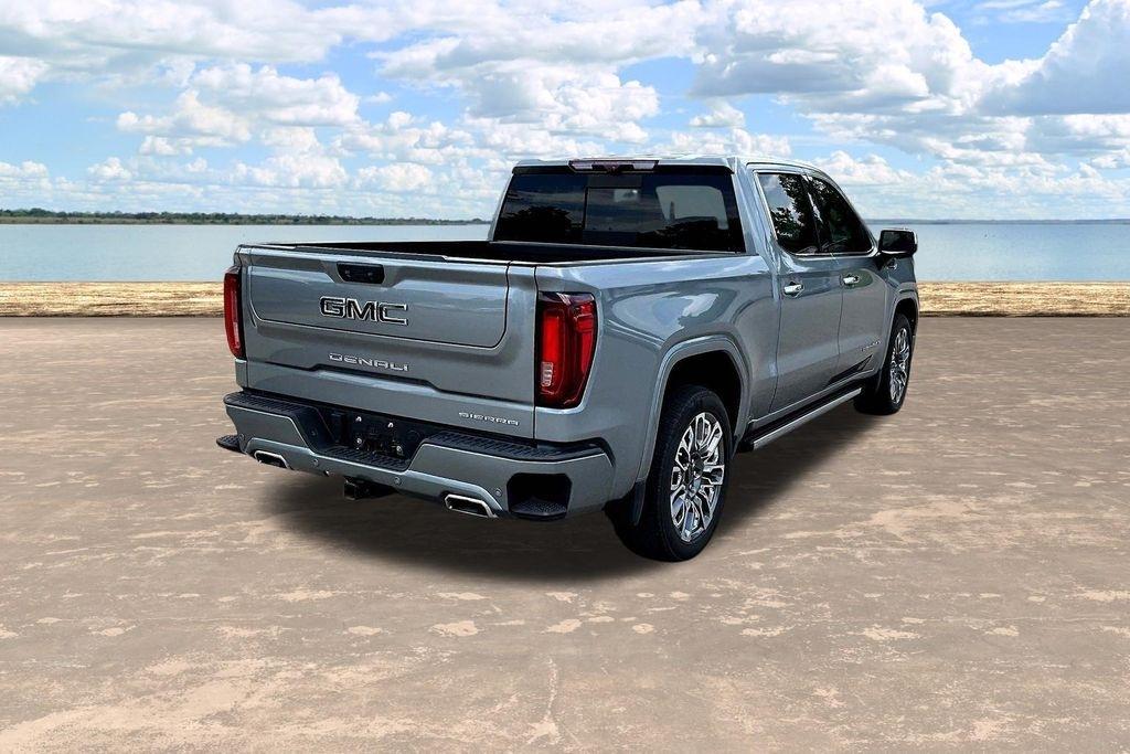 GMC Sierra 1500 Denali Ultimate Crew Cab 4WD 2023
