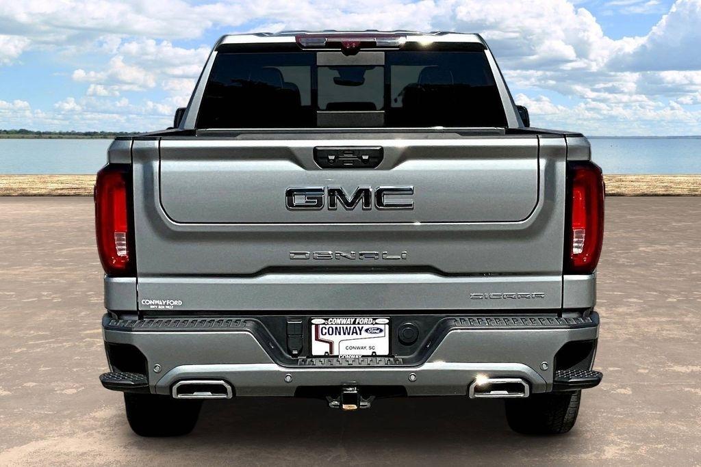 GMC Sierra 1500 Denali Ultimate Crew Cab 4WD 2023