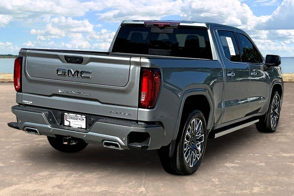 GMC Sierra 1500 Denali Ultimate Crew Cab 4WD 2023