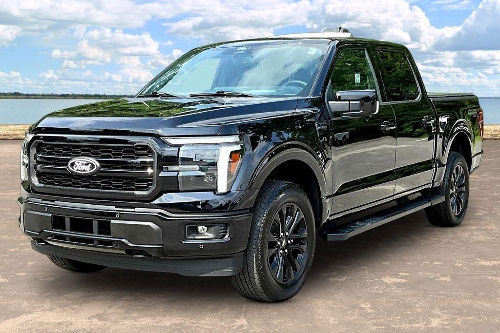 Ford F-150 Lariat SuperCrew 4WD 2025