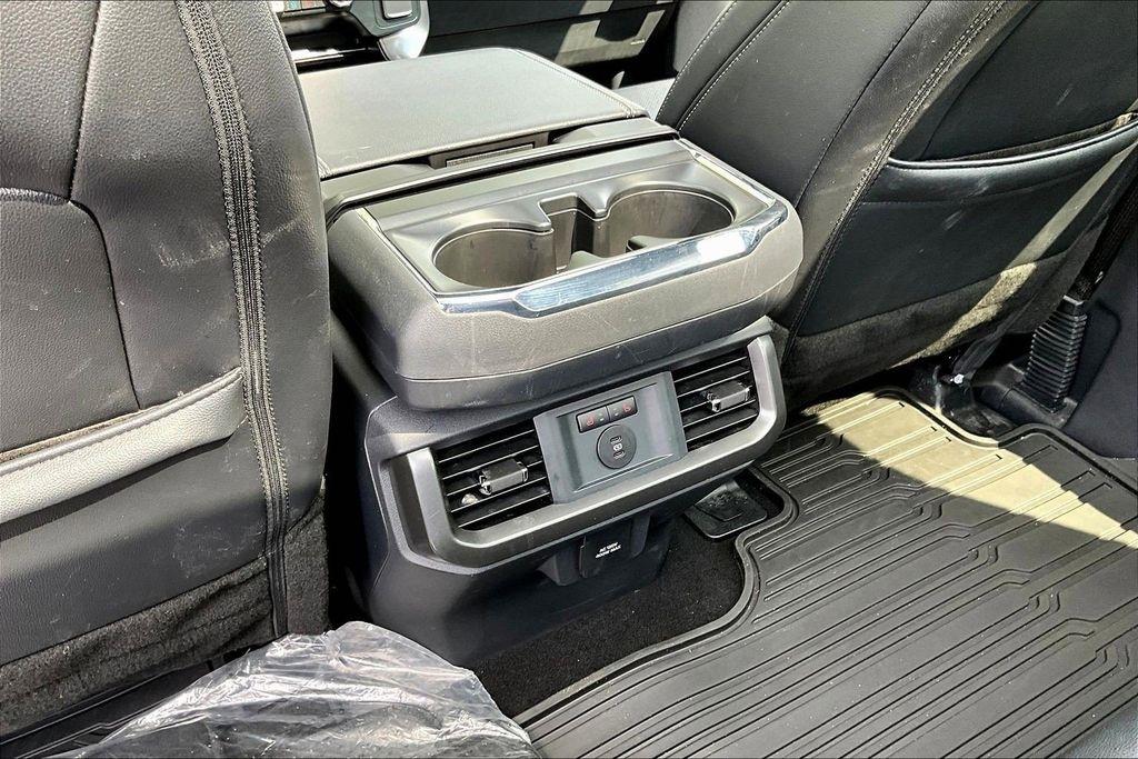 Ford F-150 Lariat SuperCrew 4WD 2025