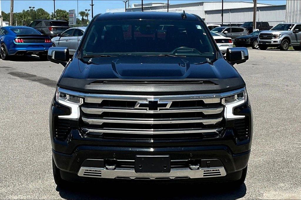 Chevrolet Silverado 1500 High Country Crew Cab 4WD 2023