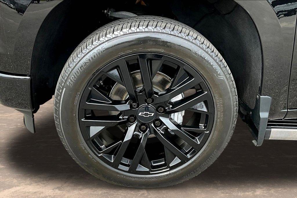 Chevrolet Silverado 1500 High Country Crew Cab 4WD 2023