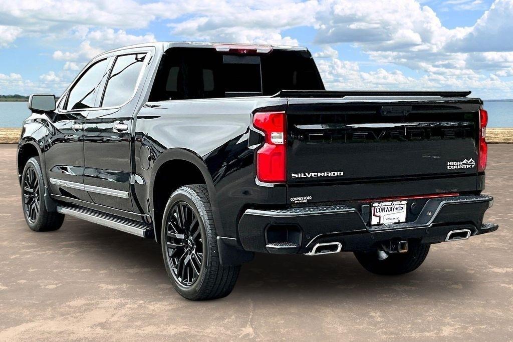 Chevrolet Silverado 1500 4WD Crew Cab 147" High Country 2023