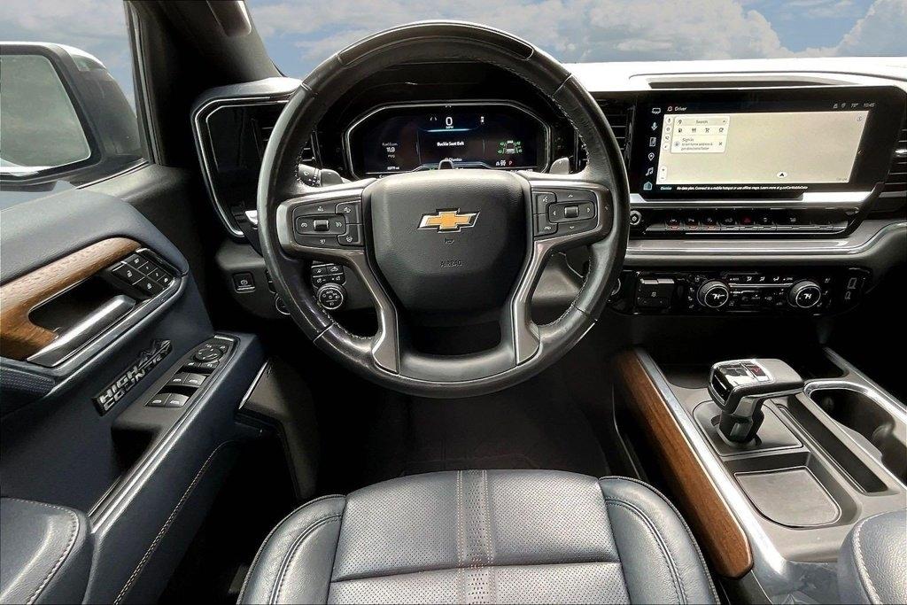 Chevrolet Silverado 1500 4WD Crew Cab 147" High Country 2023