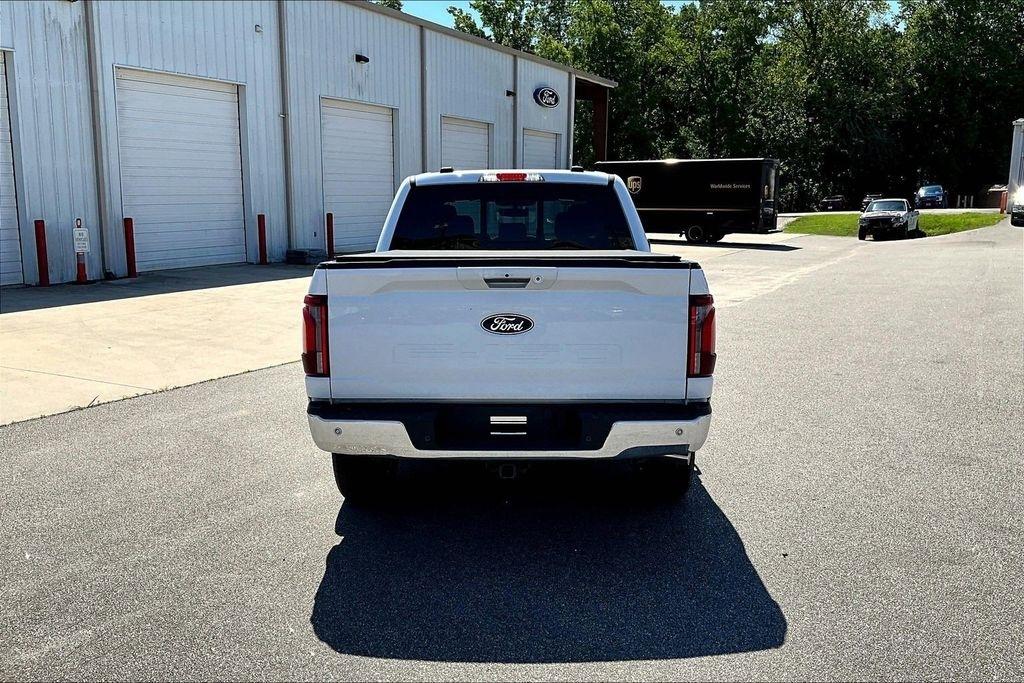 Ford F-150 Lariat SuperCrew 4WD 2024