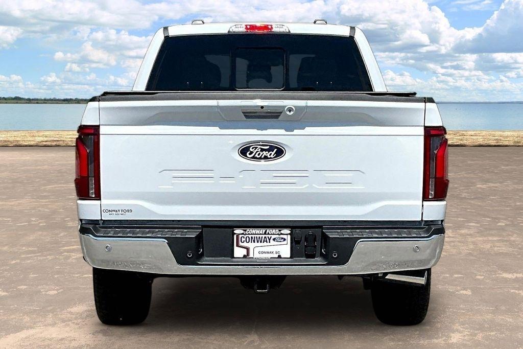 Ford F-150 Lariat SuperCrew 4WD 2024