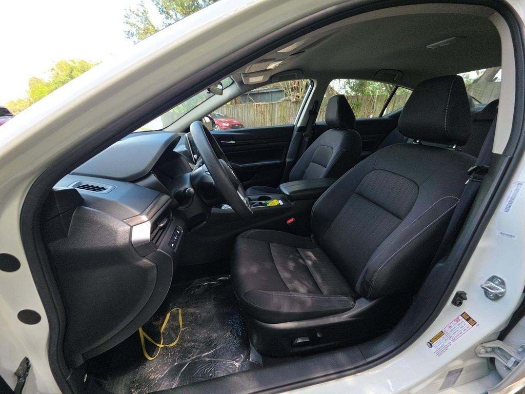 Nissan Altima 2.5 SV 2025