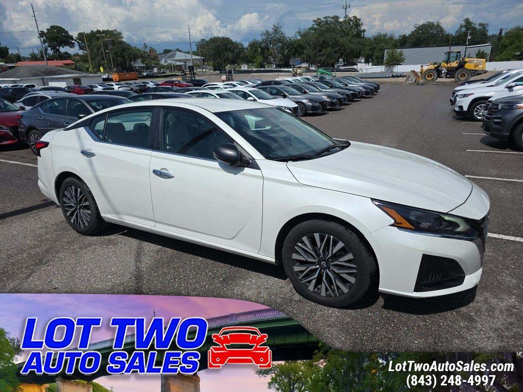 Nissan Altima 2.5 SV 2025