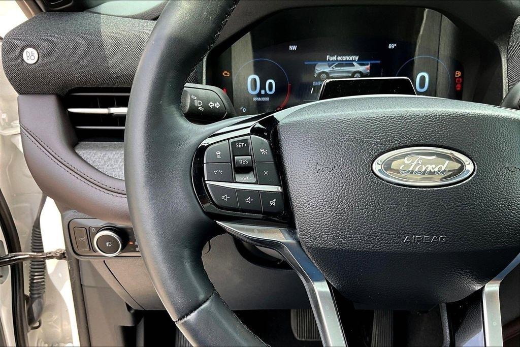 Ford Explorer Platinum 2025