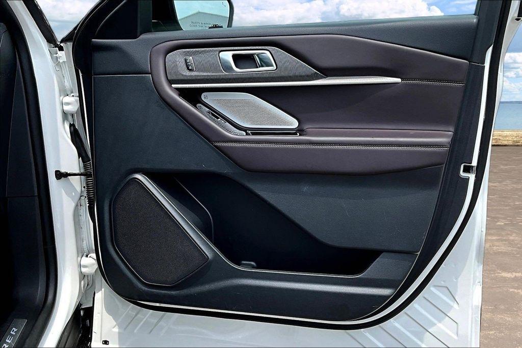 Ford Explorer Platinum 2025