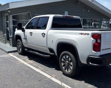 Chevrolet Silverado 2500HD Custom Crew Cab Long Box 4WD 2023