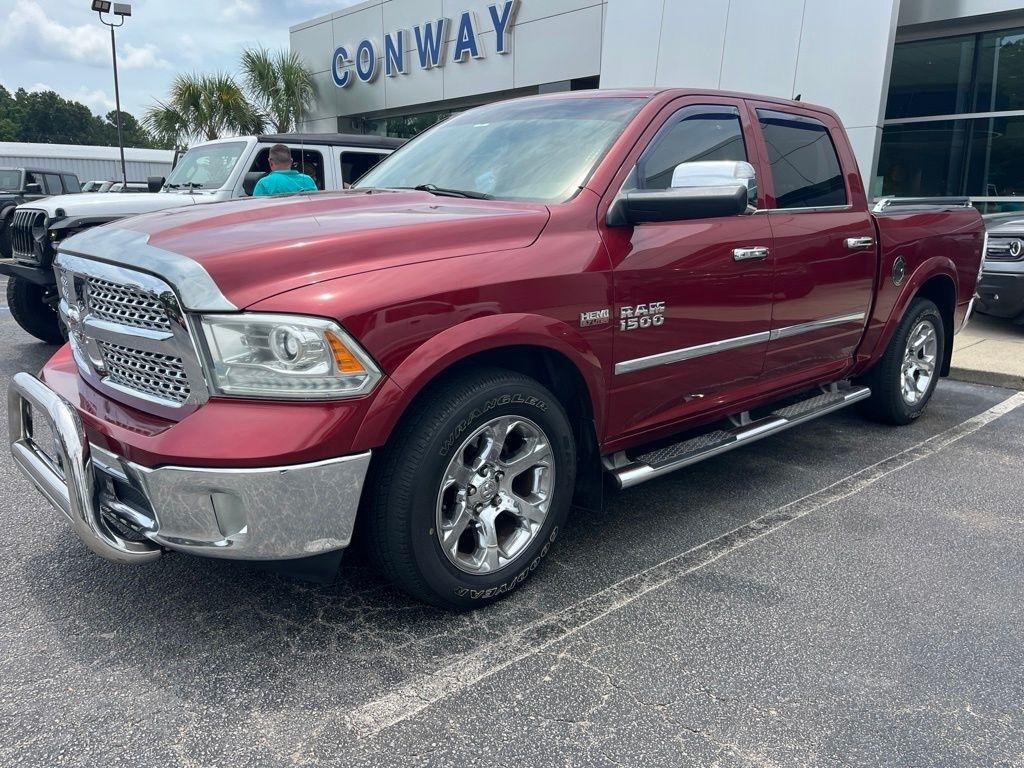 RAM 1500 Laramie Crew Cab SWB 2WD 2014