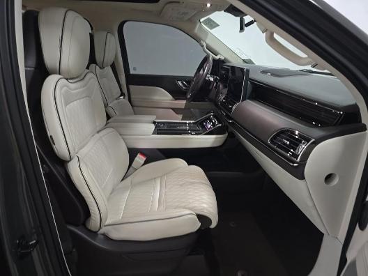 Lincoln Navigator Black Label 4WD 2023