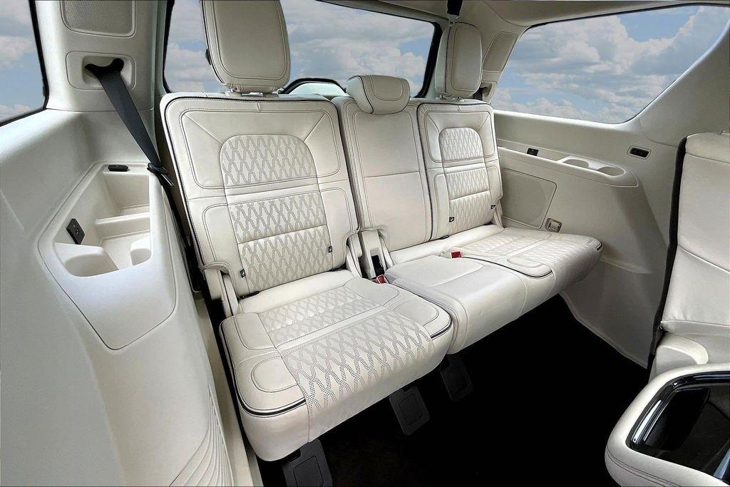 Lincoln Navigator Black Label 4WD 2023