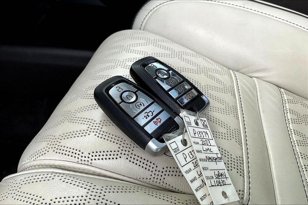 Lincoln Navigator Black Label 4WD 2023