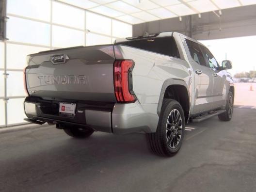 Toyota Tundra Limited CrewMax 4WD 2025