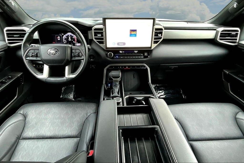 Toyota Tundra Limited CrewMax 4WD 2025