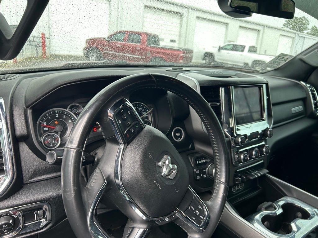RAM 1500 Big Horn Crew Cab SWB 4WD 2020