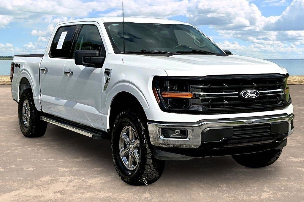Ford F-150 XLT SuperCrew 4WD 2025