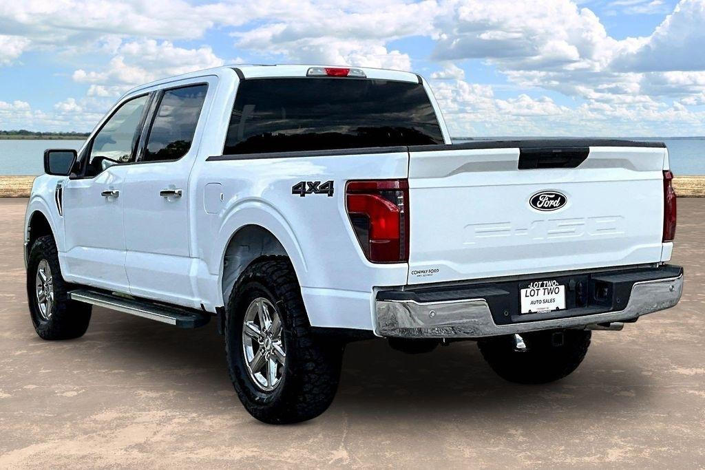 Ford F-150 XLT SuperCrew 4WD 2025