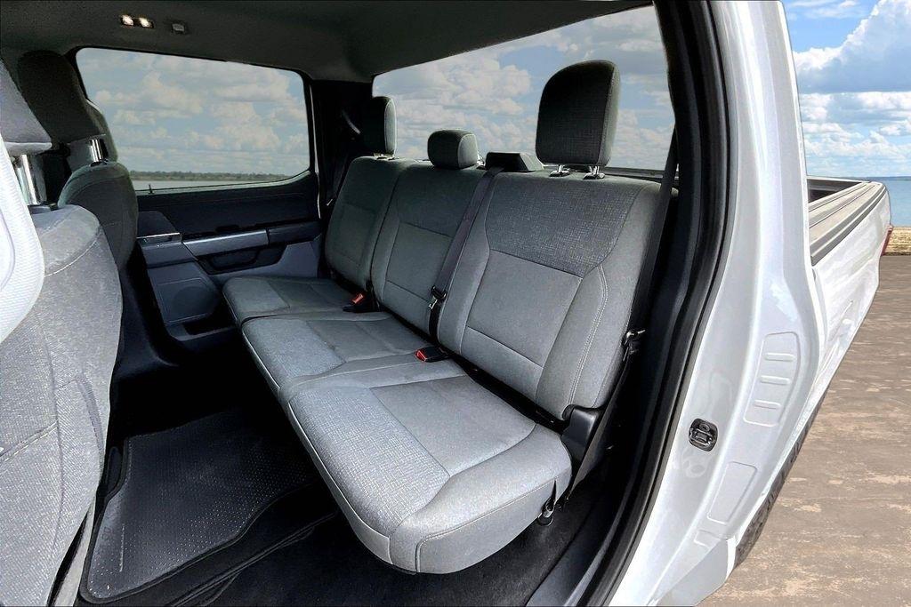 Ford F-150 XLT SuperCrew 4WD 2025