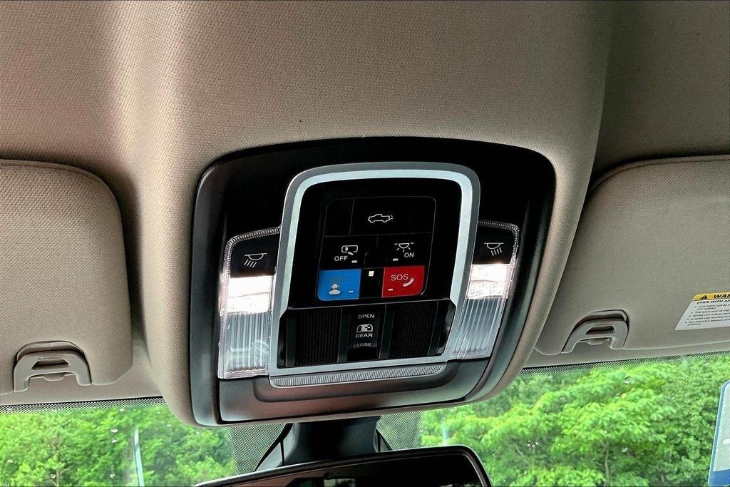 RAM 2500 Laramie Crew Cab SWB 4WD 2024
