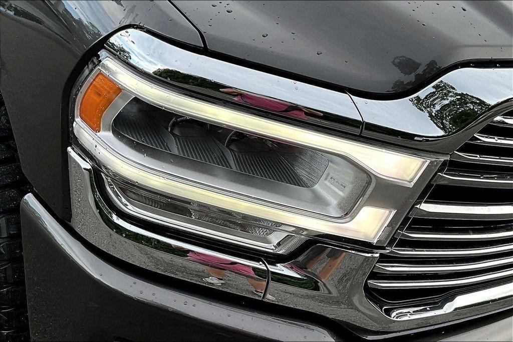 RAM 2500 Laramie Crew Cab SWB 4WD 2024