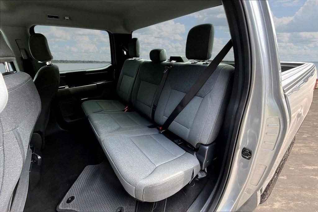 Ford F-150 XLT SuperCrew 4WD 2025